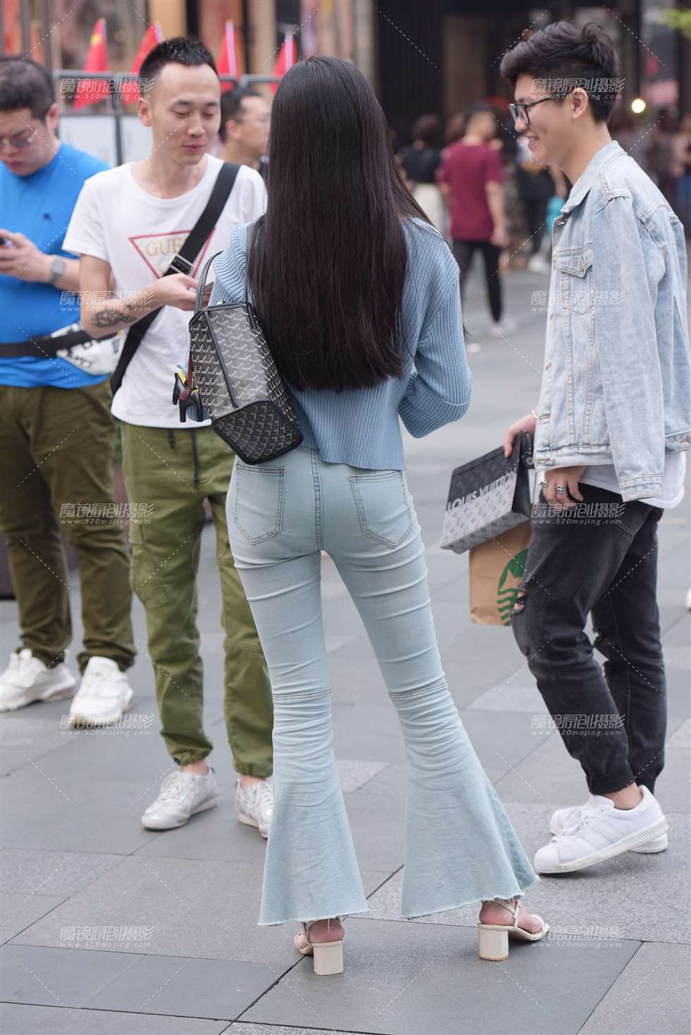 图片[2]-【慕容笙赛贴】逛街的小姐姐-街拍流行馆