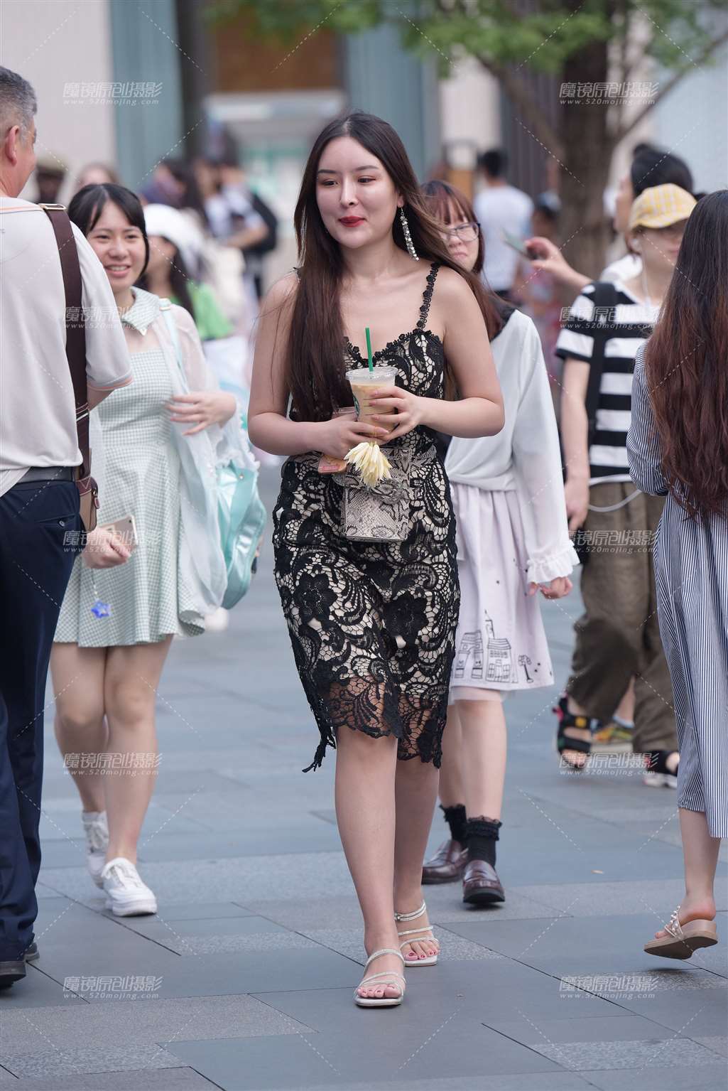 图片[4]-【慕容笙赛贴】包臀裙的美女-街拍流行馆
