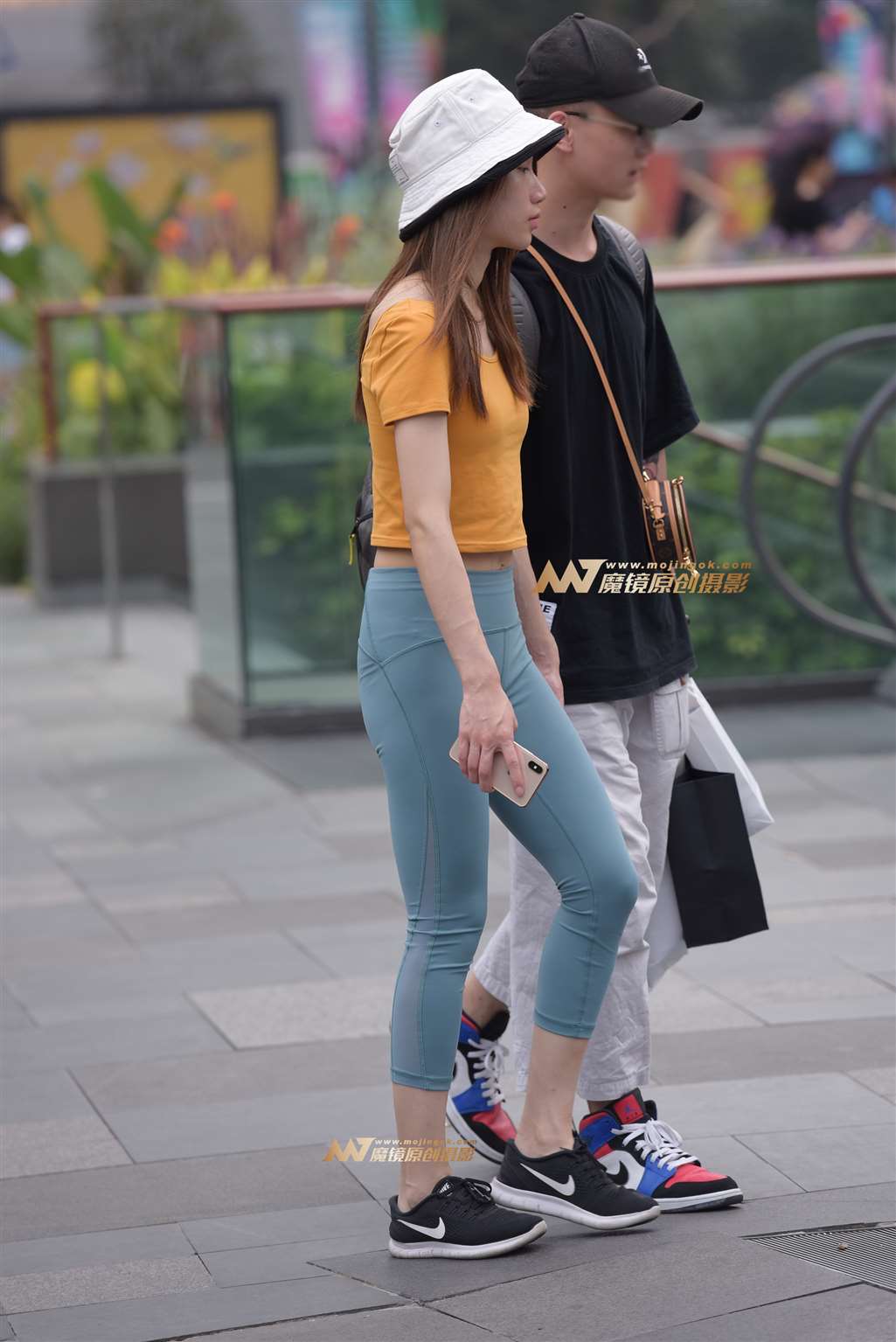 图片[5]-瑜伽裤美女-街拍流行馆