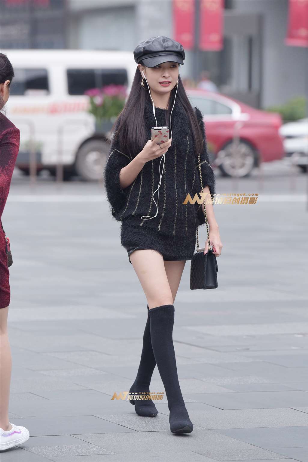图片[3]-长腿的美女-街拍流行馆