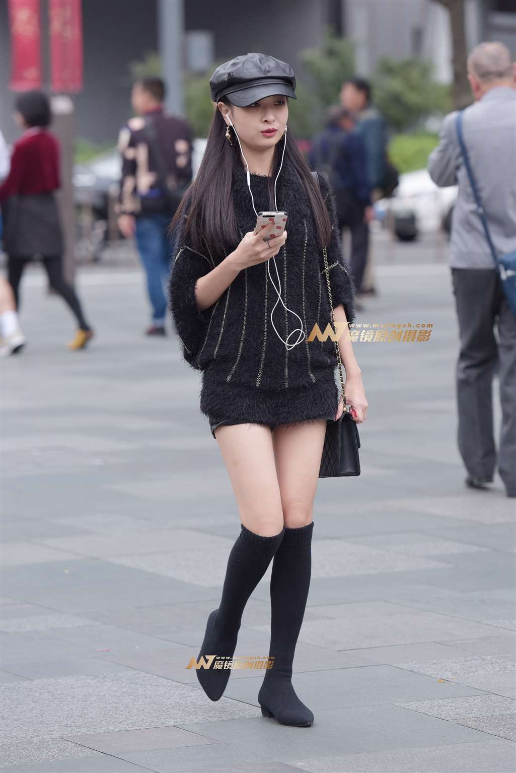 图片[1]-长腿的美女-街拍流行馆