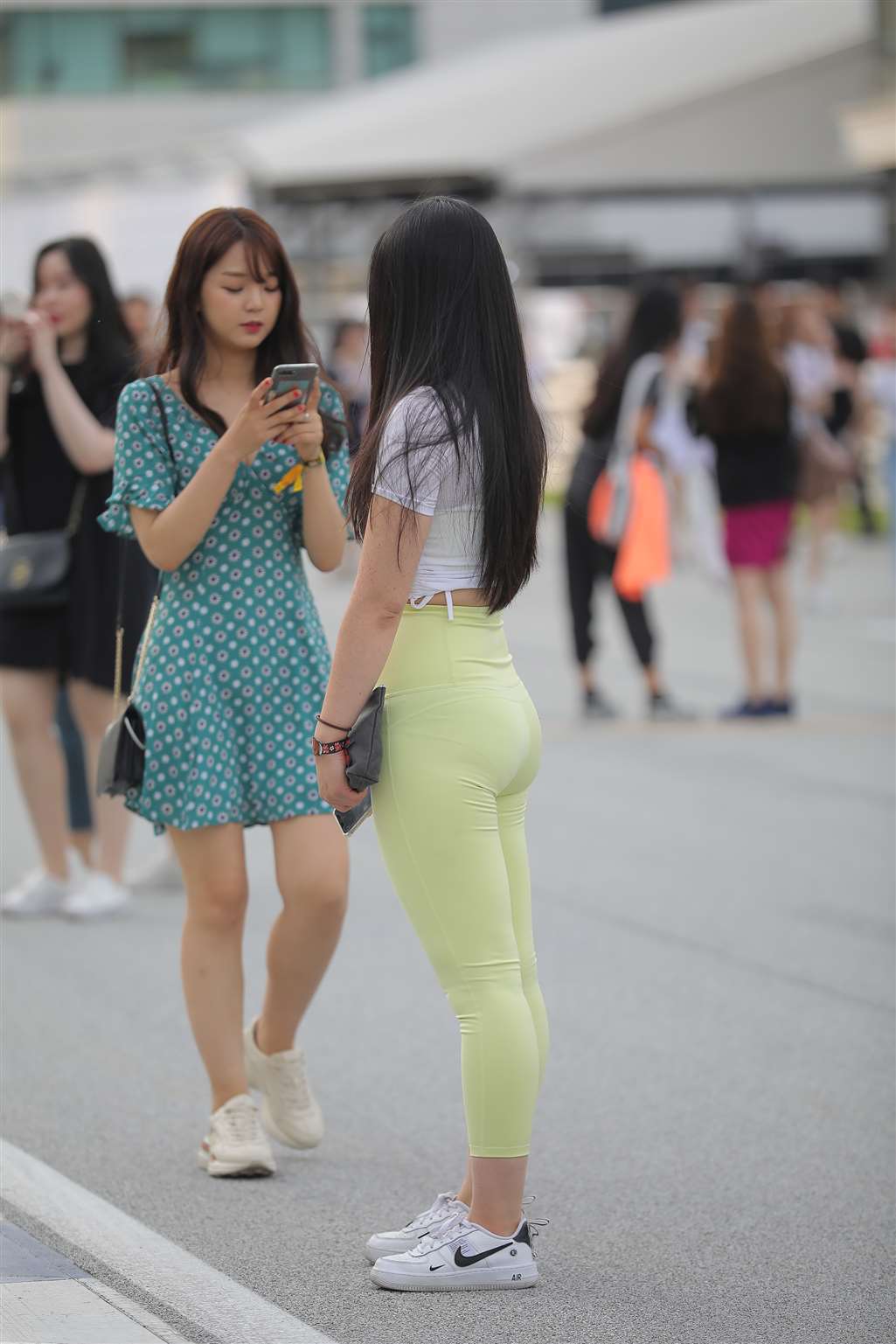 图片[4]-肉感-街拍流行馆