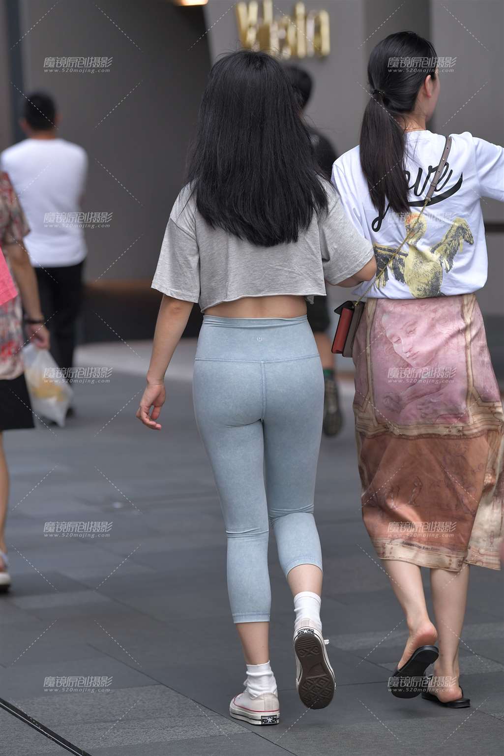 图片[2]-青春就是魅力-街拍流行馆