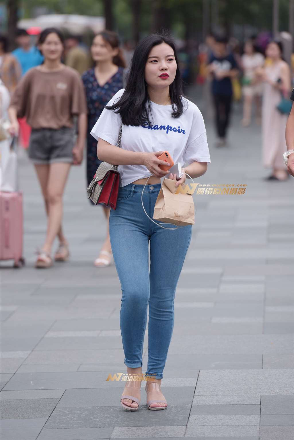 图片[4]-紧牛美女-街拍流行馆