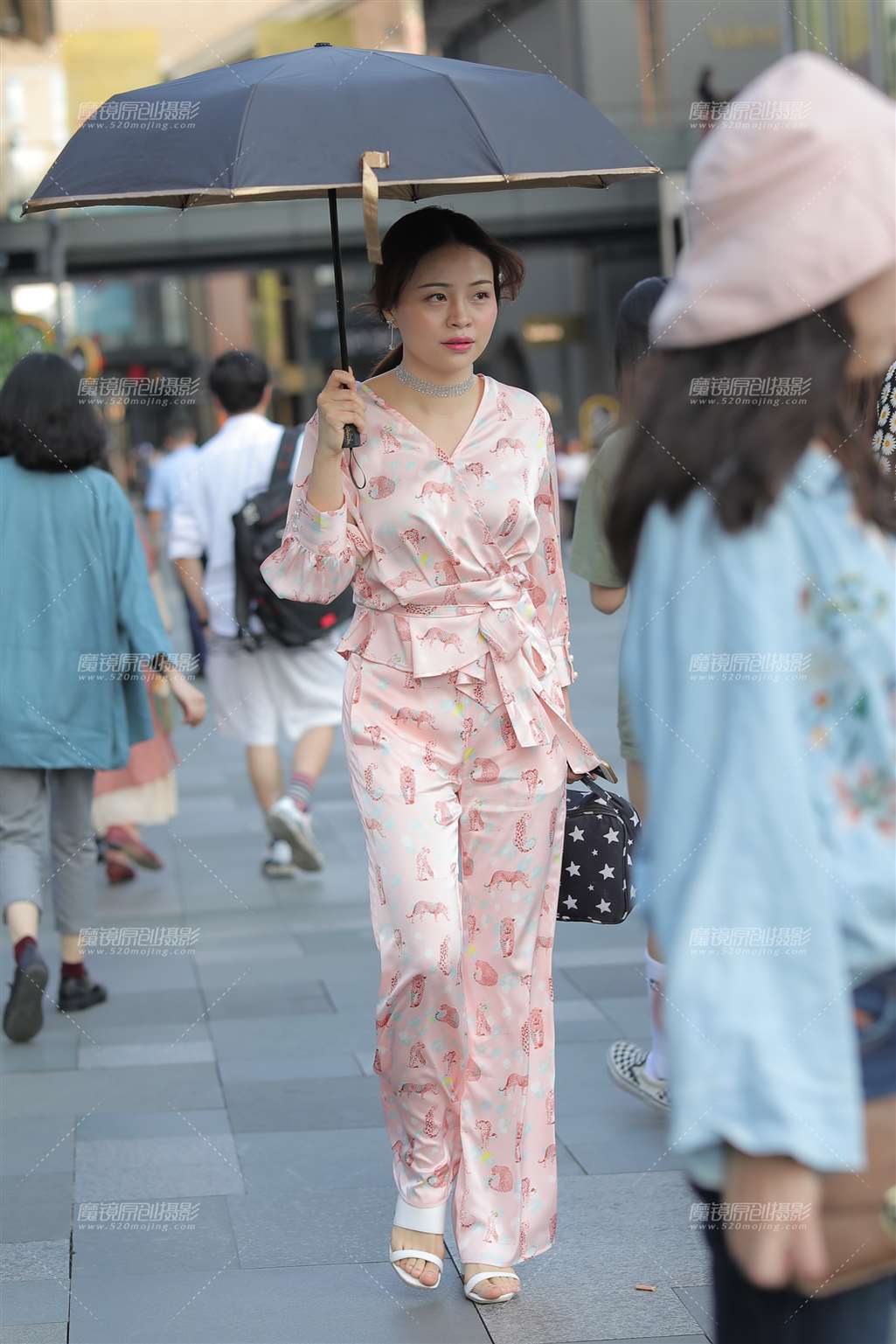 图片[5]-美妇人出街-街拍流行馆