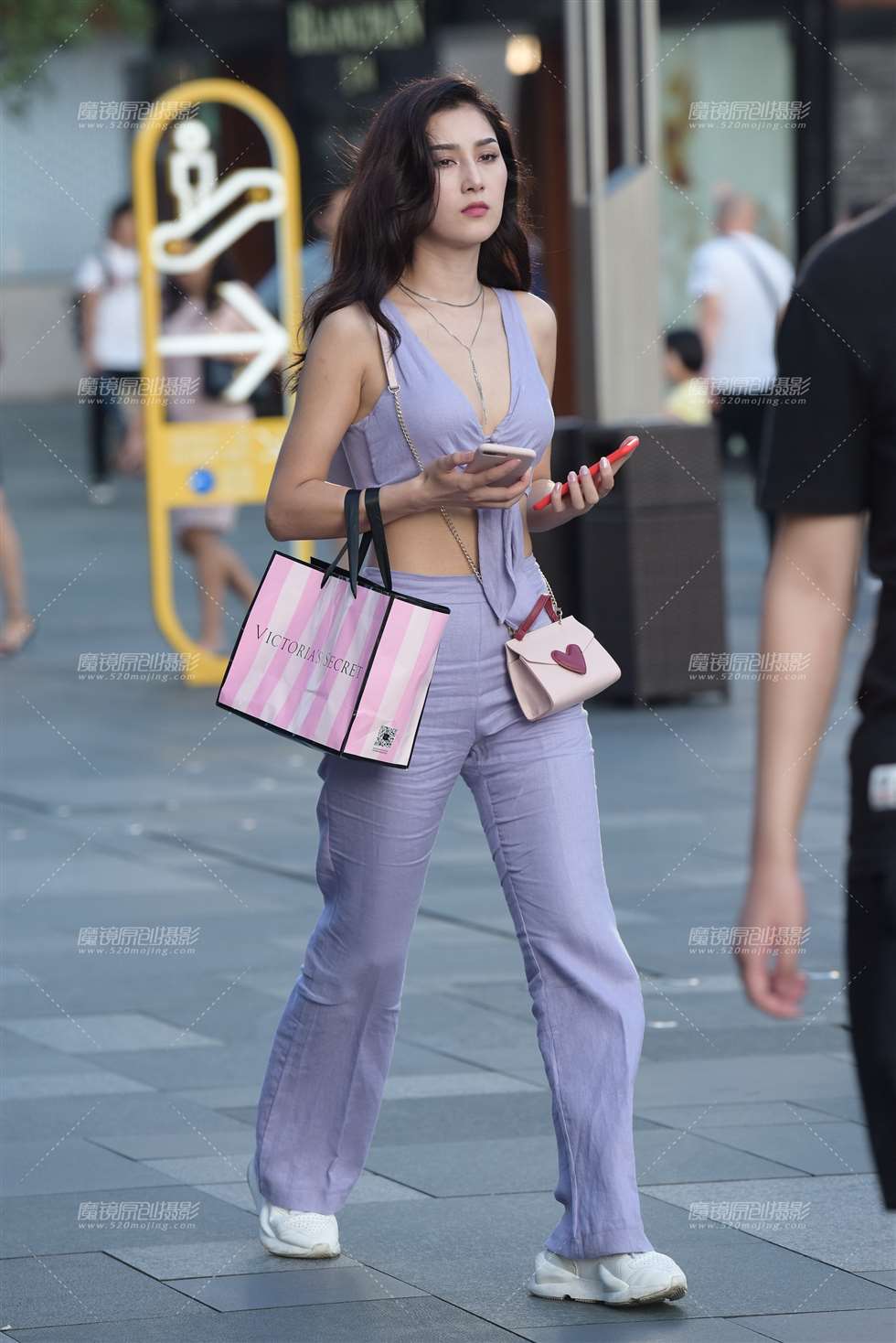图片[3]-气质的美女-街拍流行馆