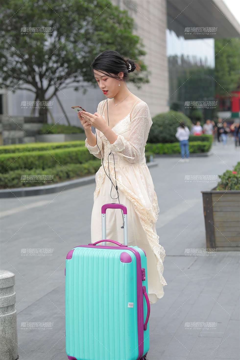图片[4]-长裙飘飘-街拍流行馆