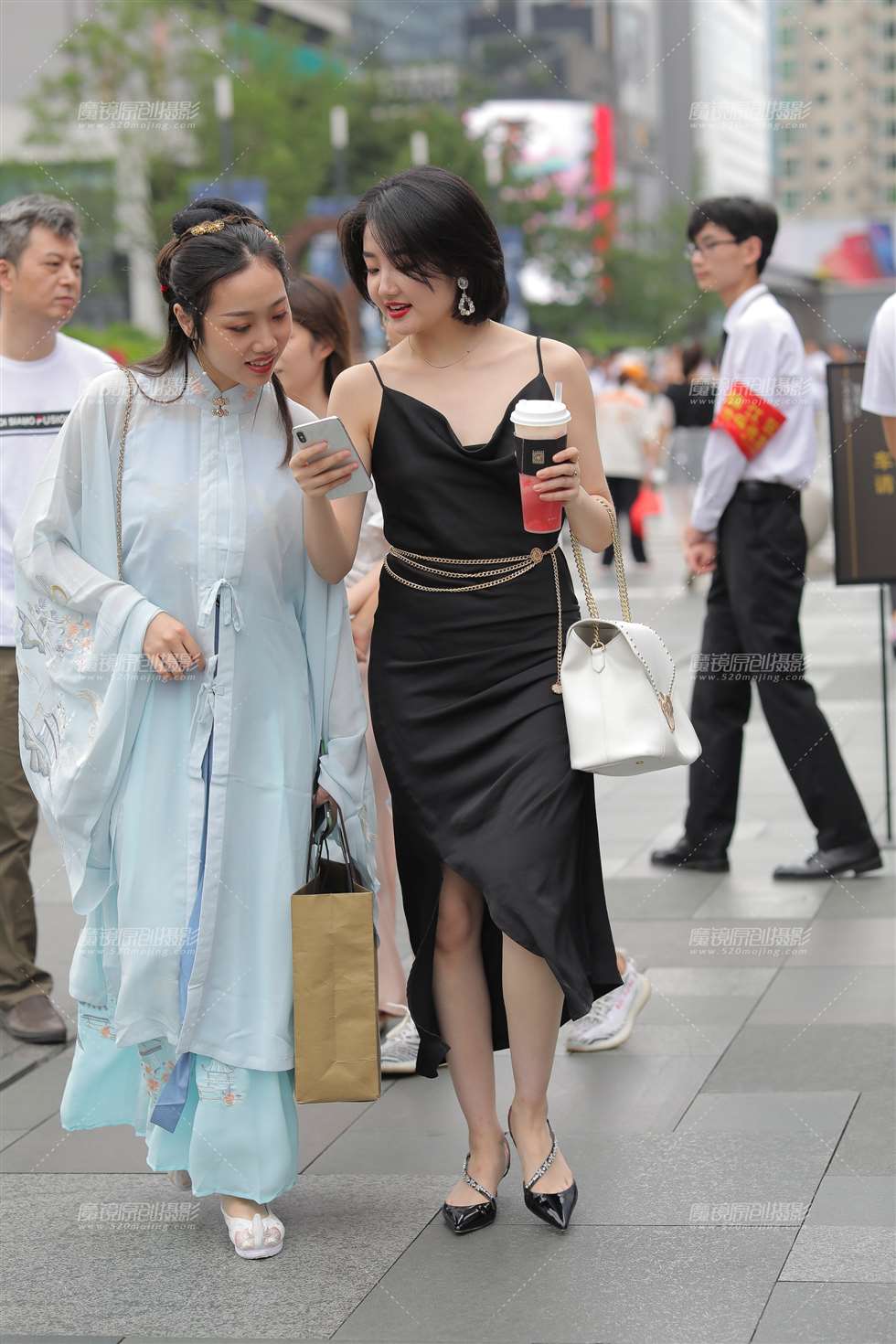 图片[4]-甜美耐看的短发女孩-街拍流行馆