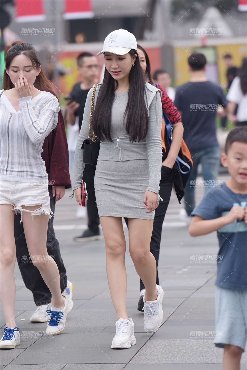 图片[3]-包臀裙美女-街拍流行馆