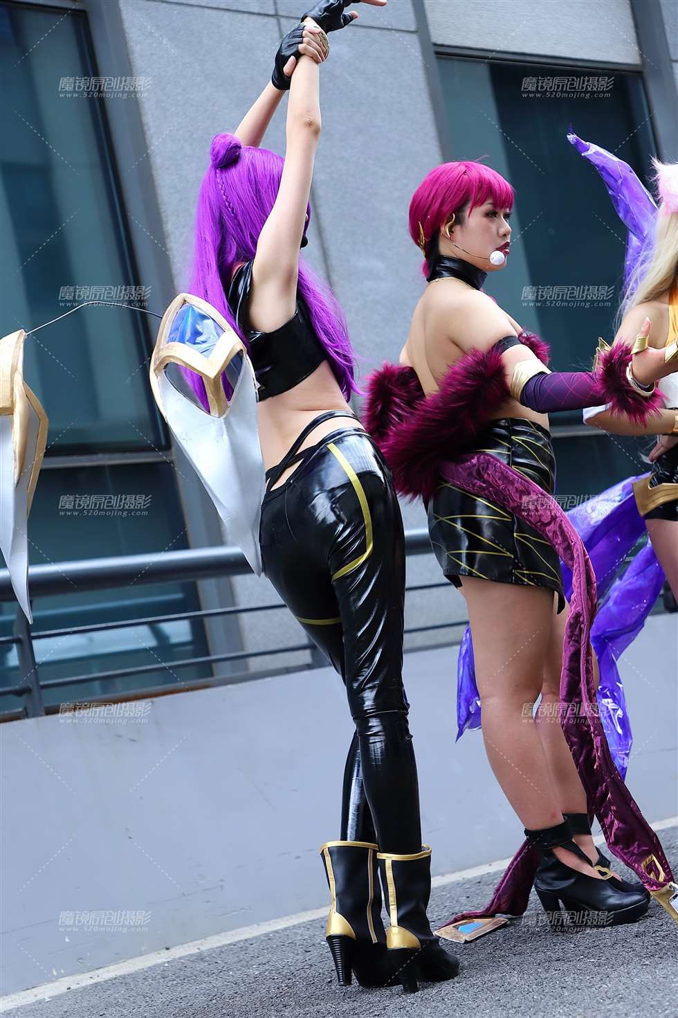 图片[5]-紫发皮裤coser2-街拍流行馆