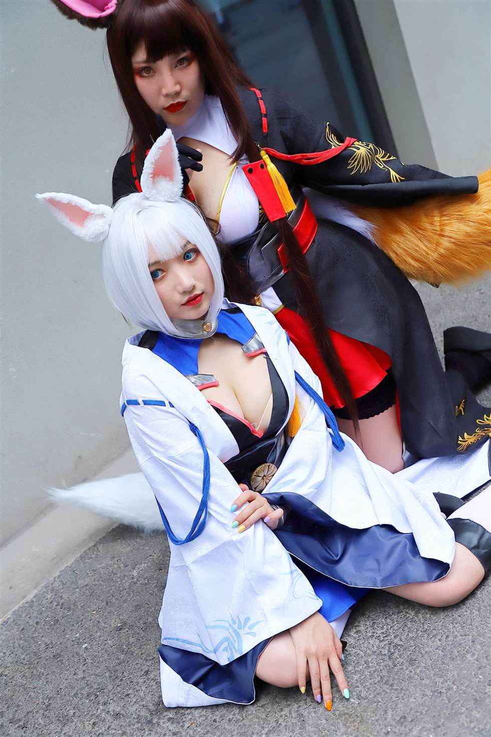 图片[5]-银发美胸coser-街拍流行馆