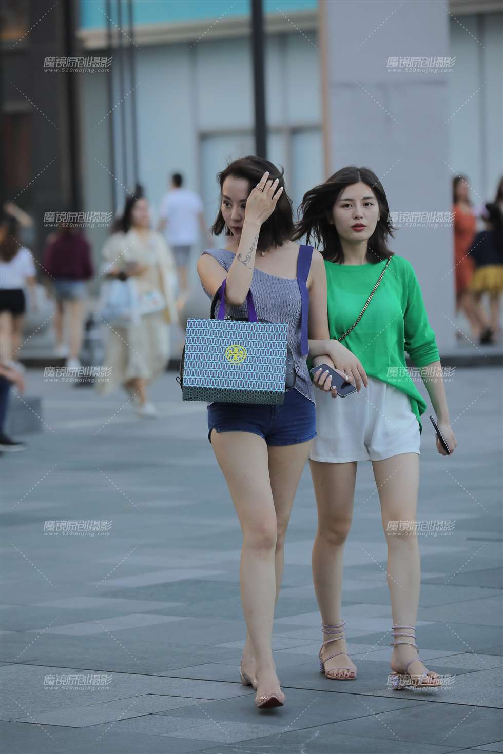 图片[4]-含羞娇美的**-街拍流行馆
