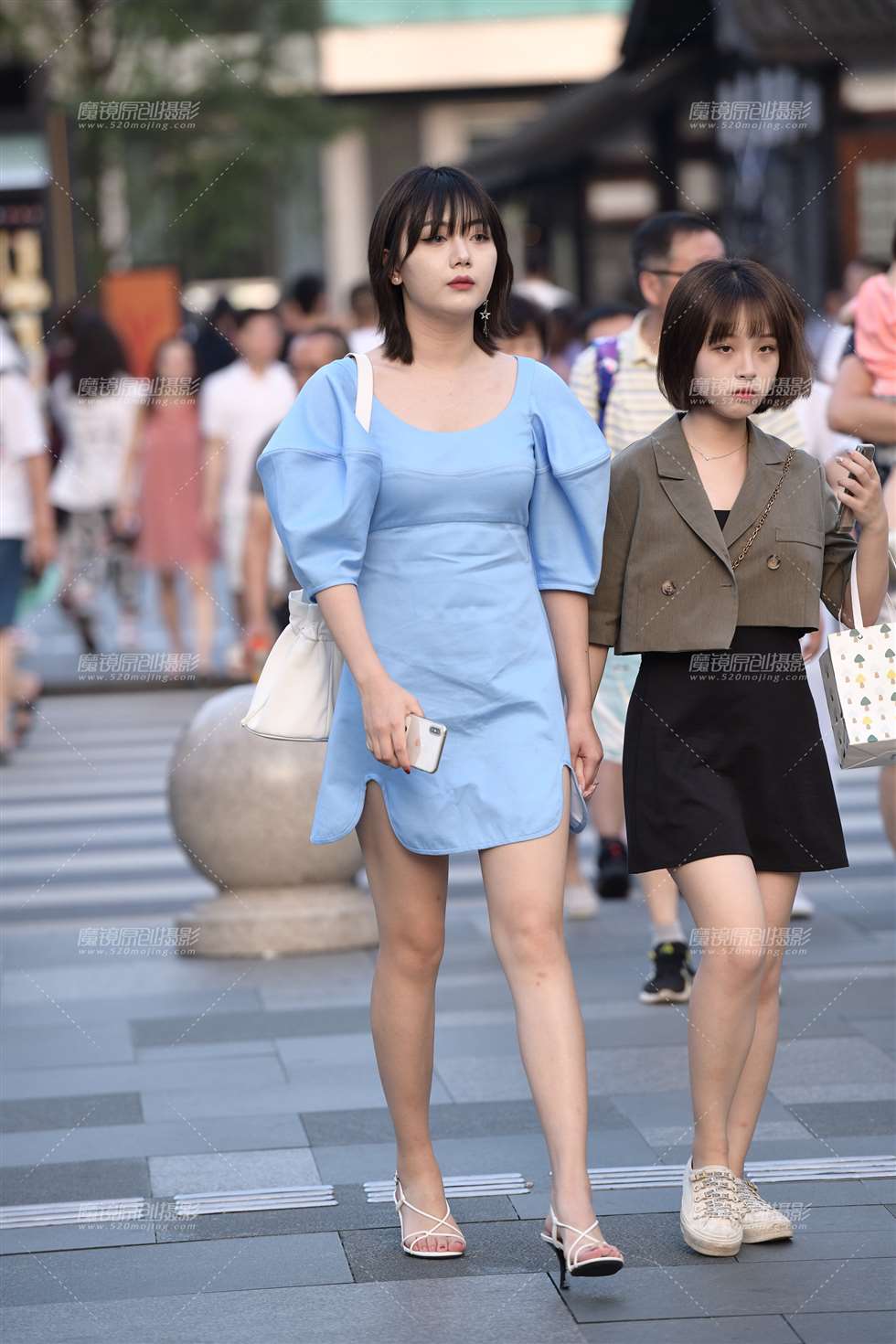 图片[3]-长腿美女-街拍流行馆