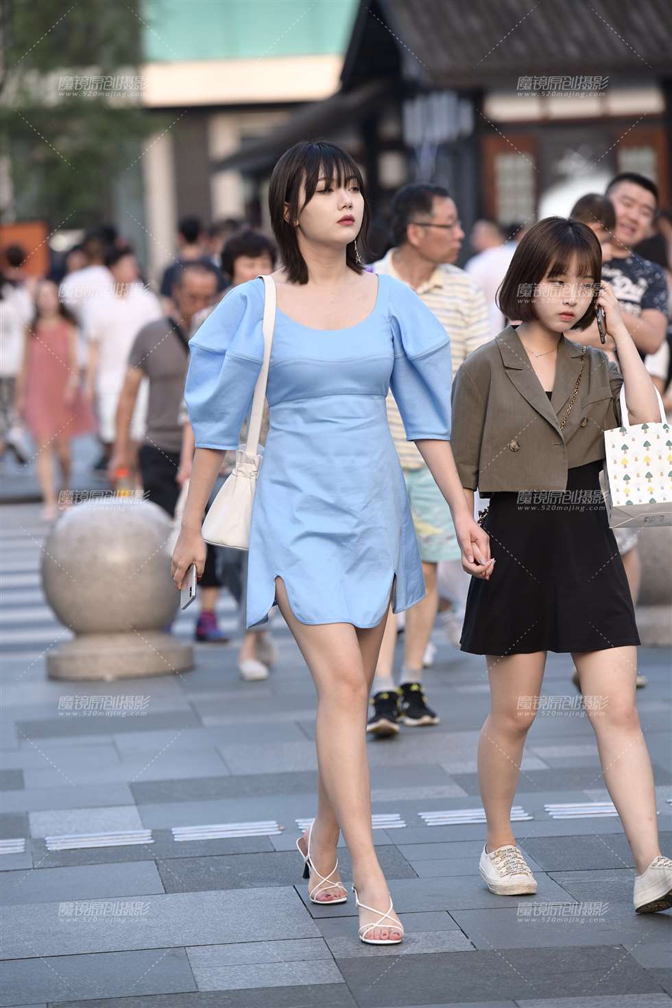 图片[4]-长腿美女-街拍流行馆