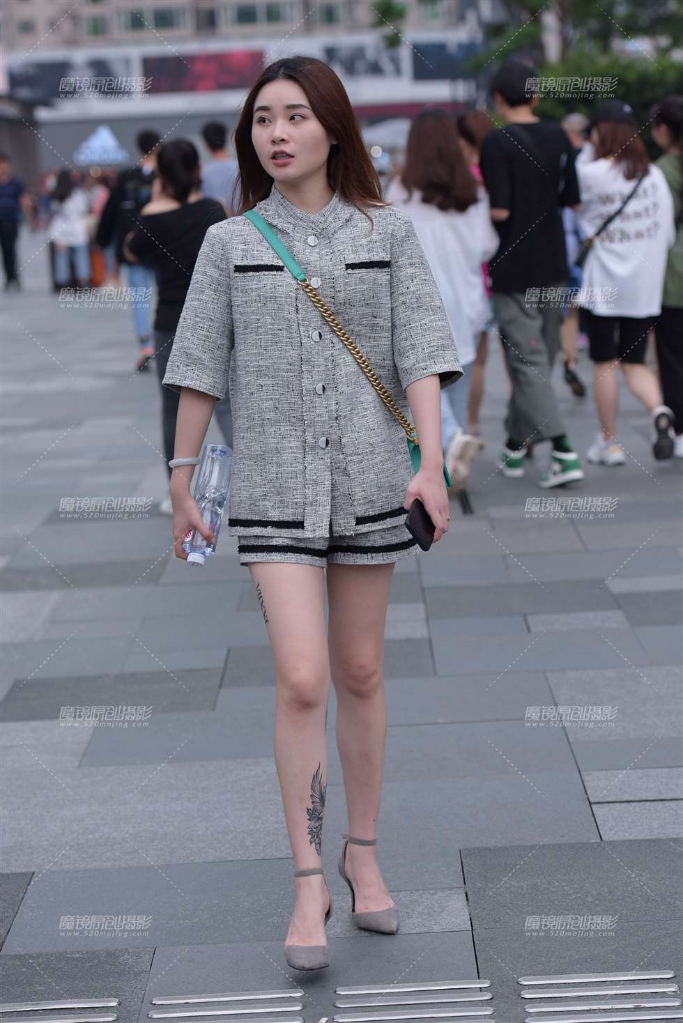 图片[1]-格子衬衫**-街拍流行馆