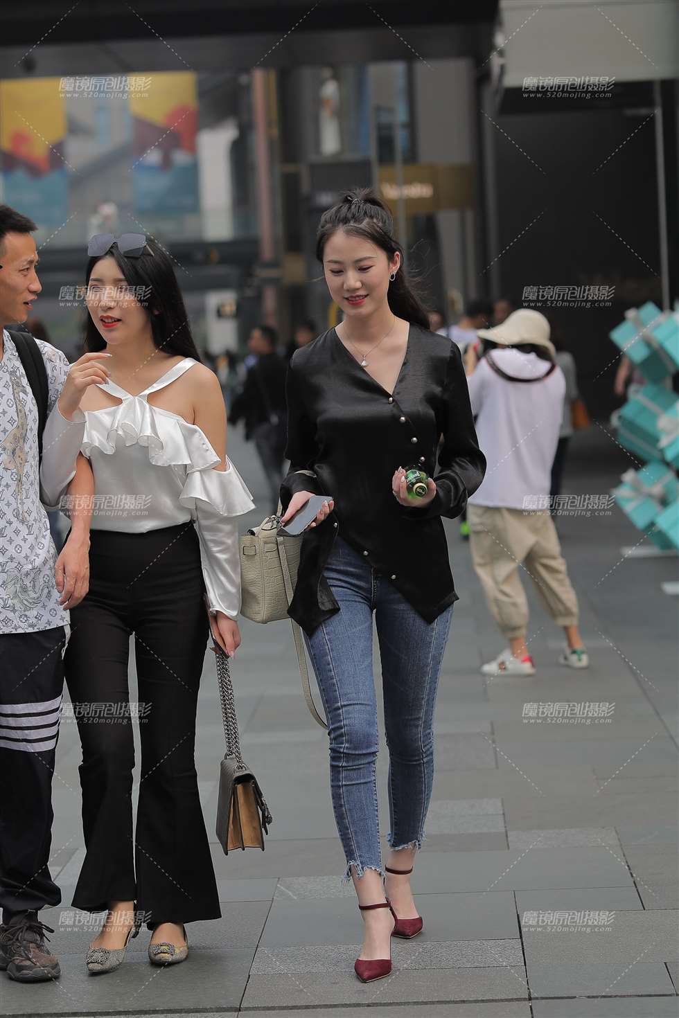 图片[4]-气质温柔的漂亮美眉 妥妥的女神级美女!-街拍流行馆