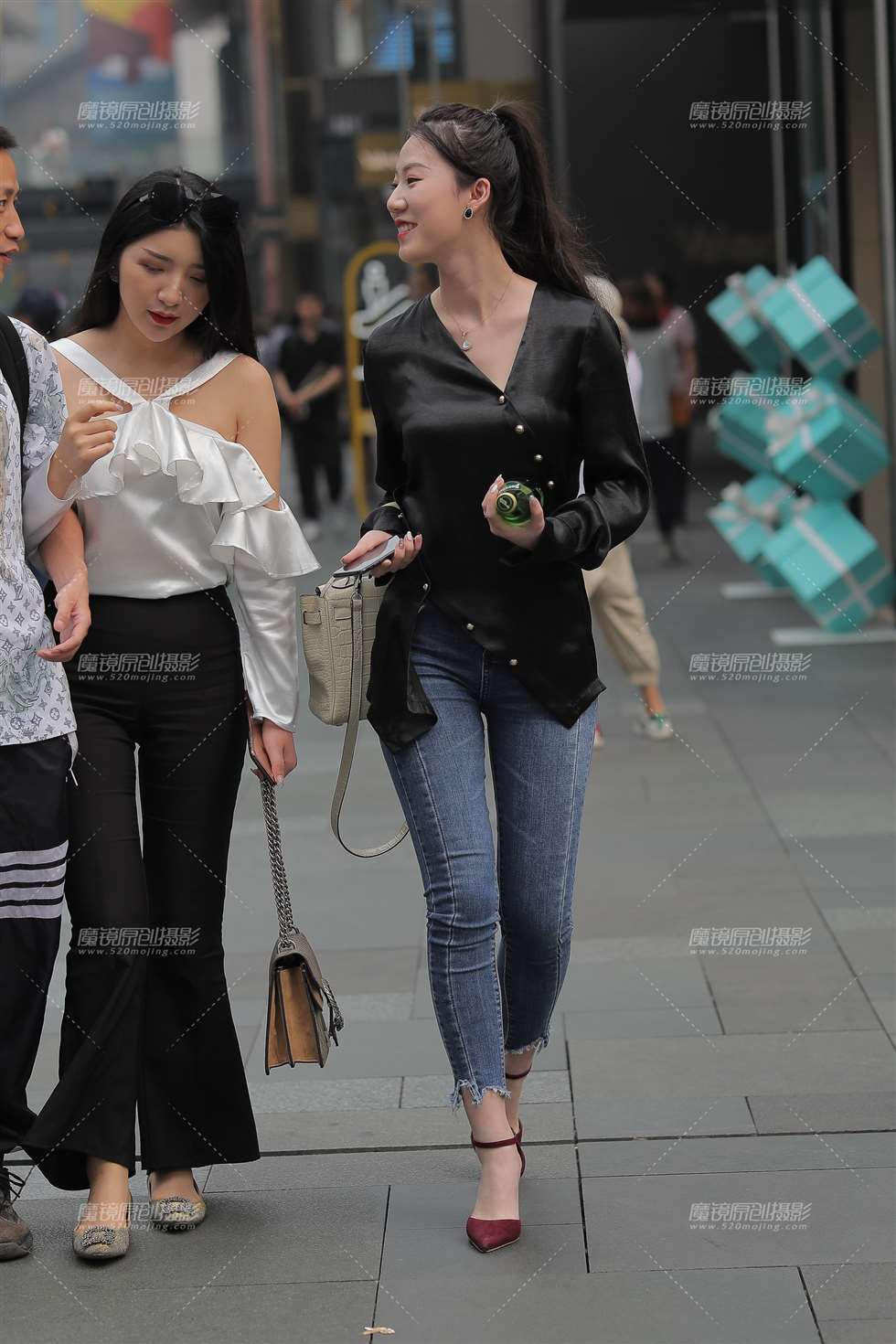 图片[5]-气质温柔的漂亮美眉 妥妥的女神级美女!-街拍流行馆
