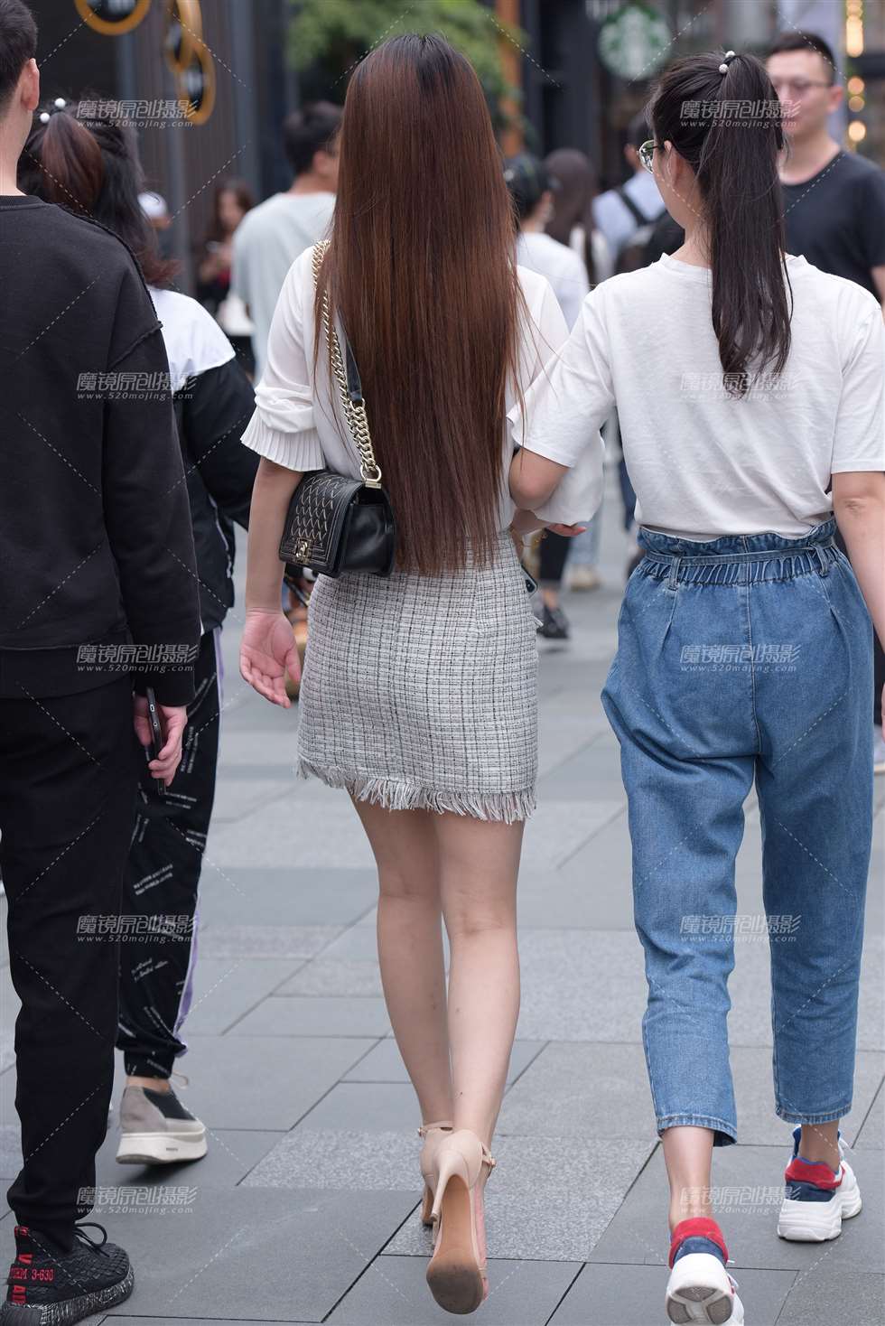 图片[2]-小香短裙-街拍流行馆