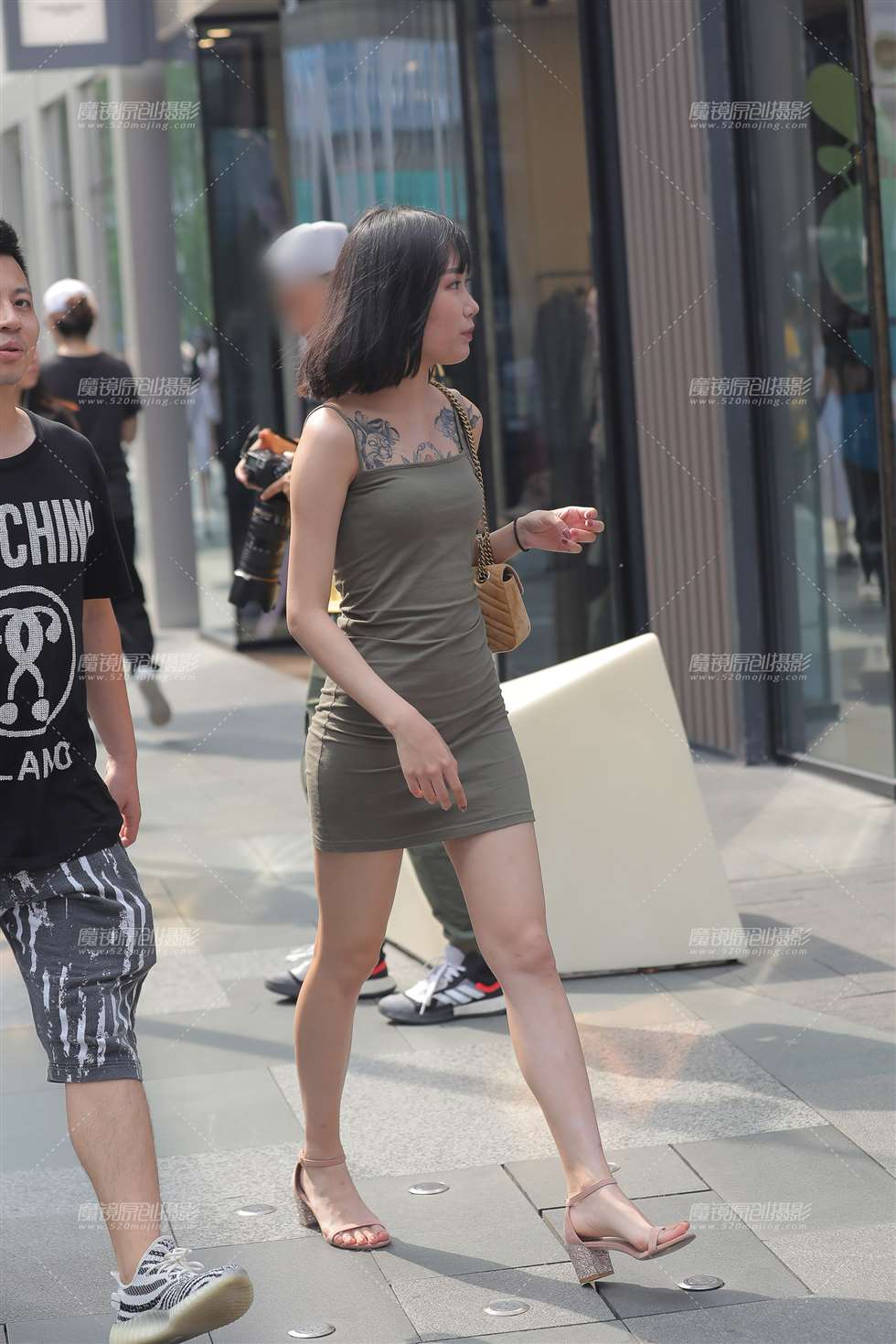 图片[4]-优美曲线-街拍流行馆