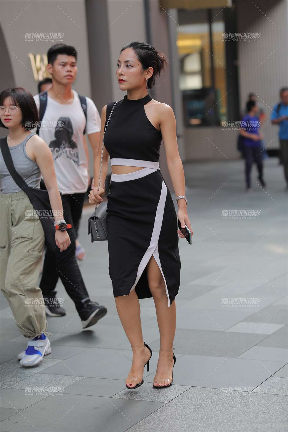 图片[1]-气质美女-街拍流行馆