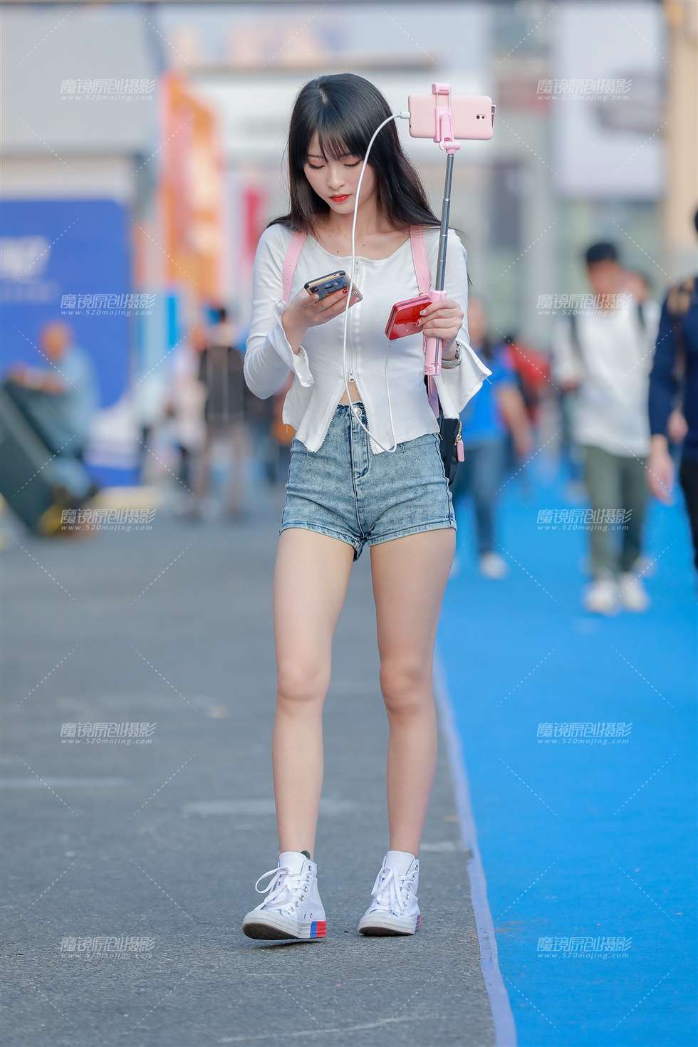 图片[3]-牛仔热裤小妹-街拍流行馆