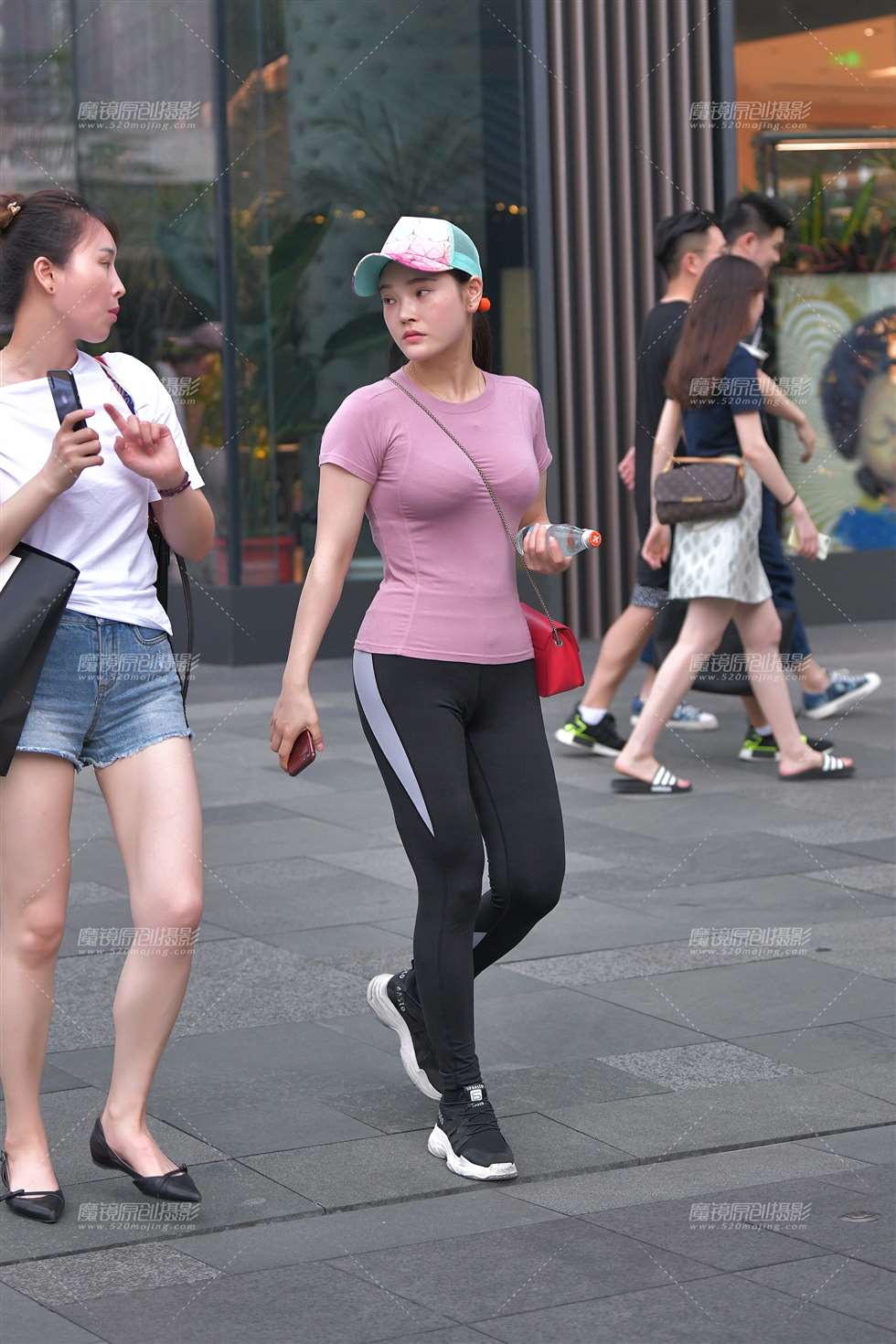 图片[4]-上下都这么紧身~-街拍流行馆