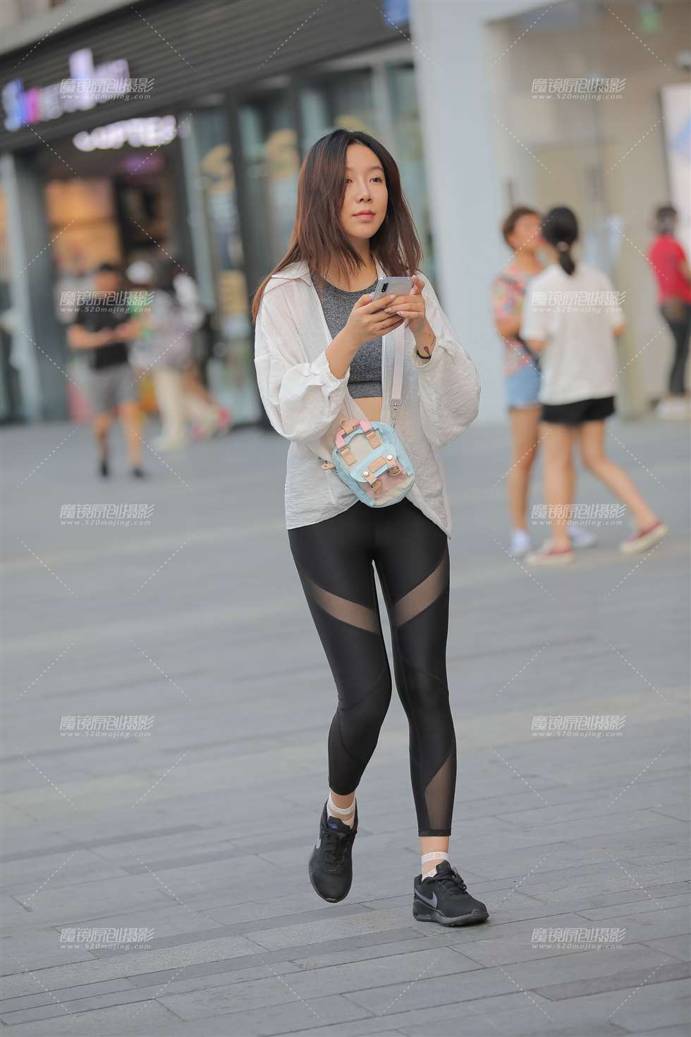 图片[3]-黑色紧身裤-街拍流行馆