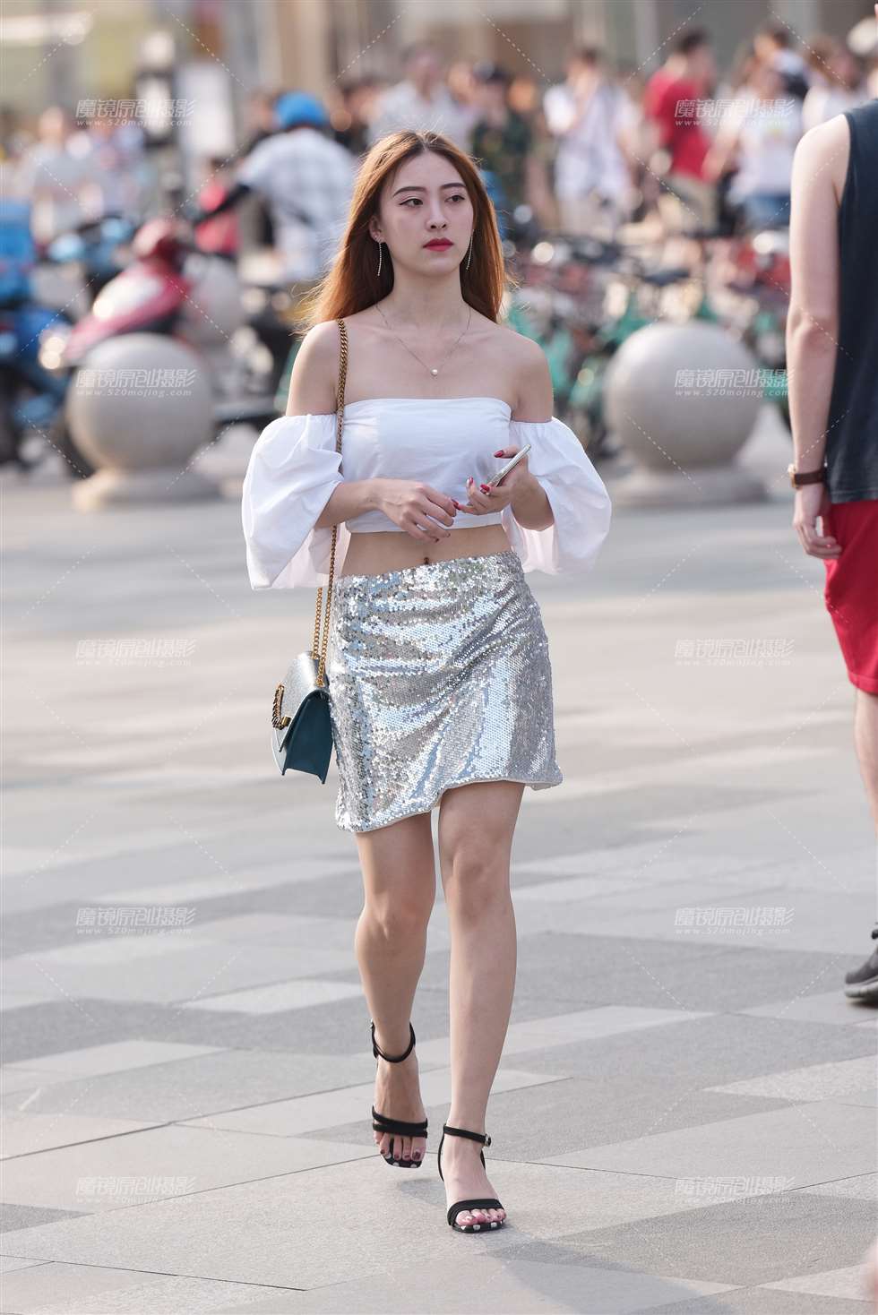 图片[1]-金发-街拍流行馆