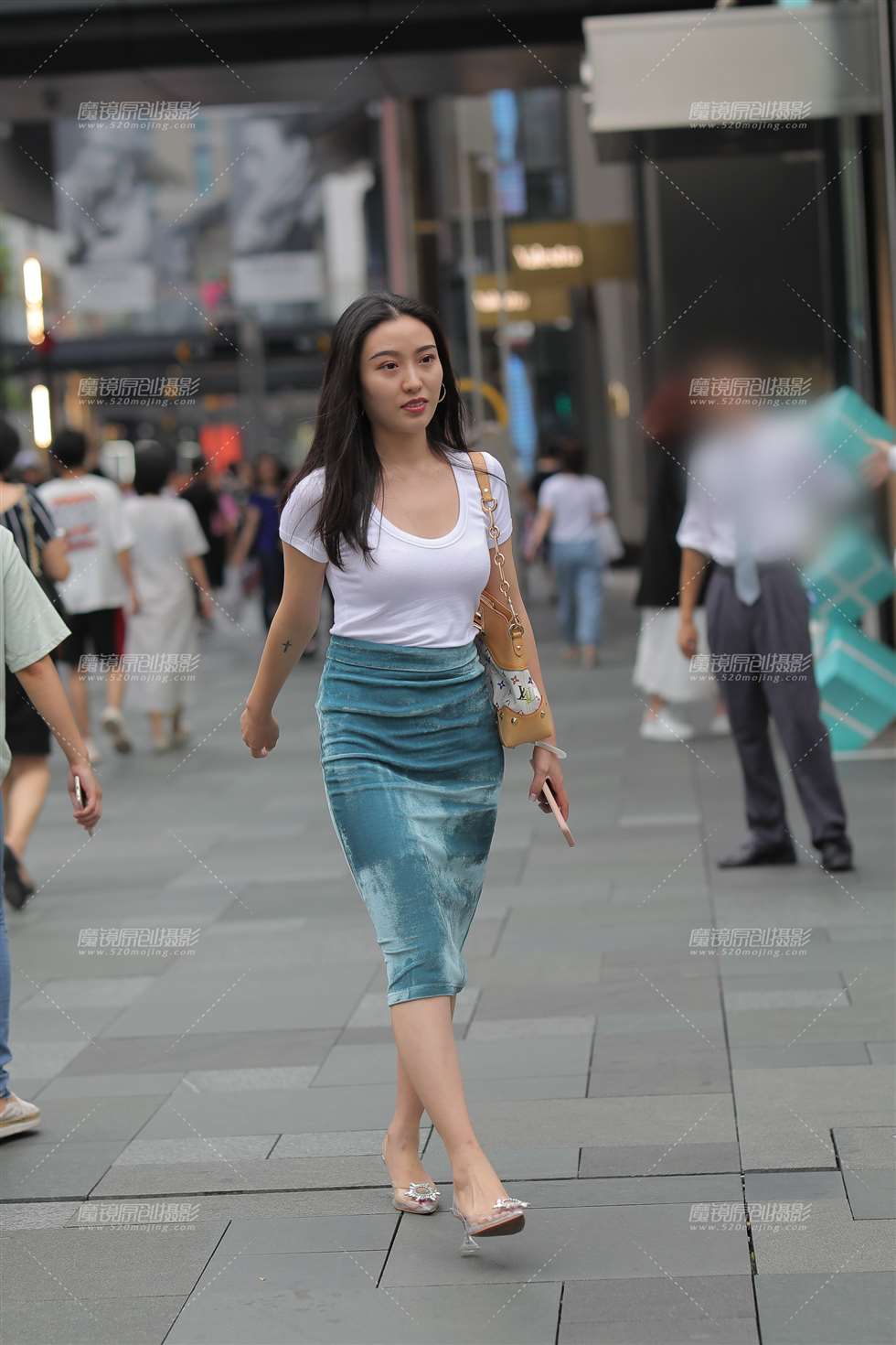 图片[3]-高跟美女-街拍流行馆