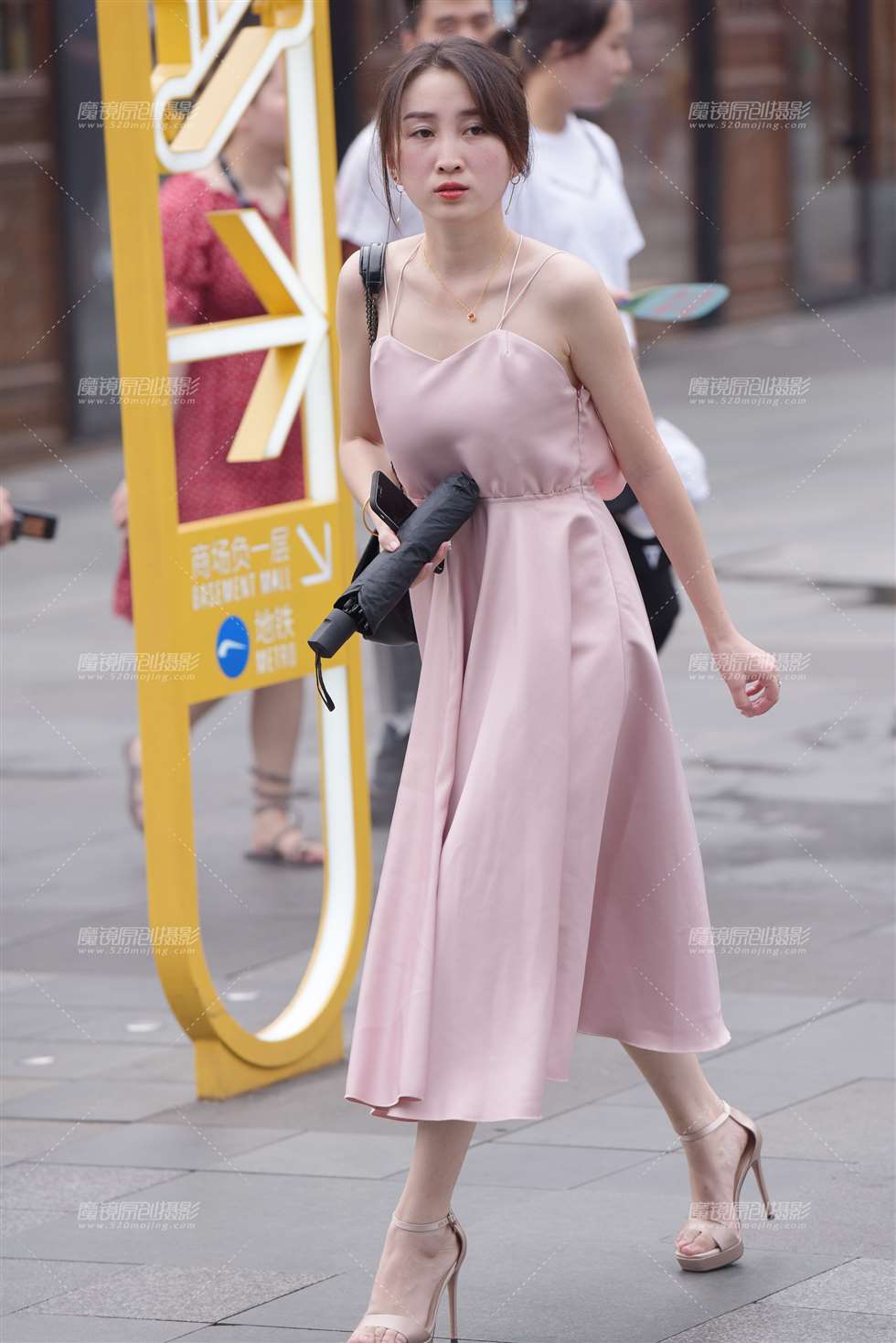 图片[4]-美背-街拍流行馆