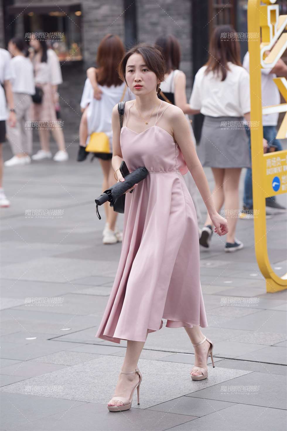 图片[5]-美背-街拍流行馆