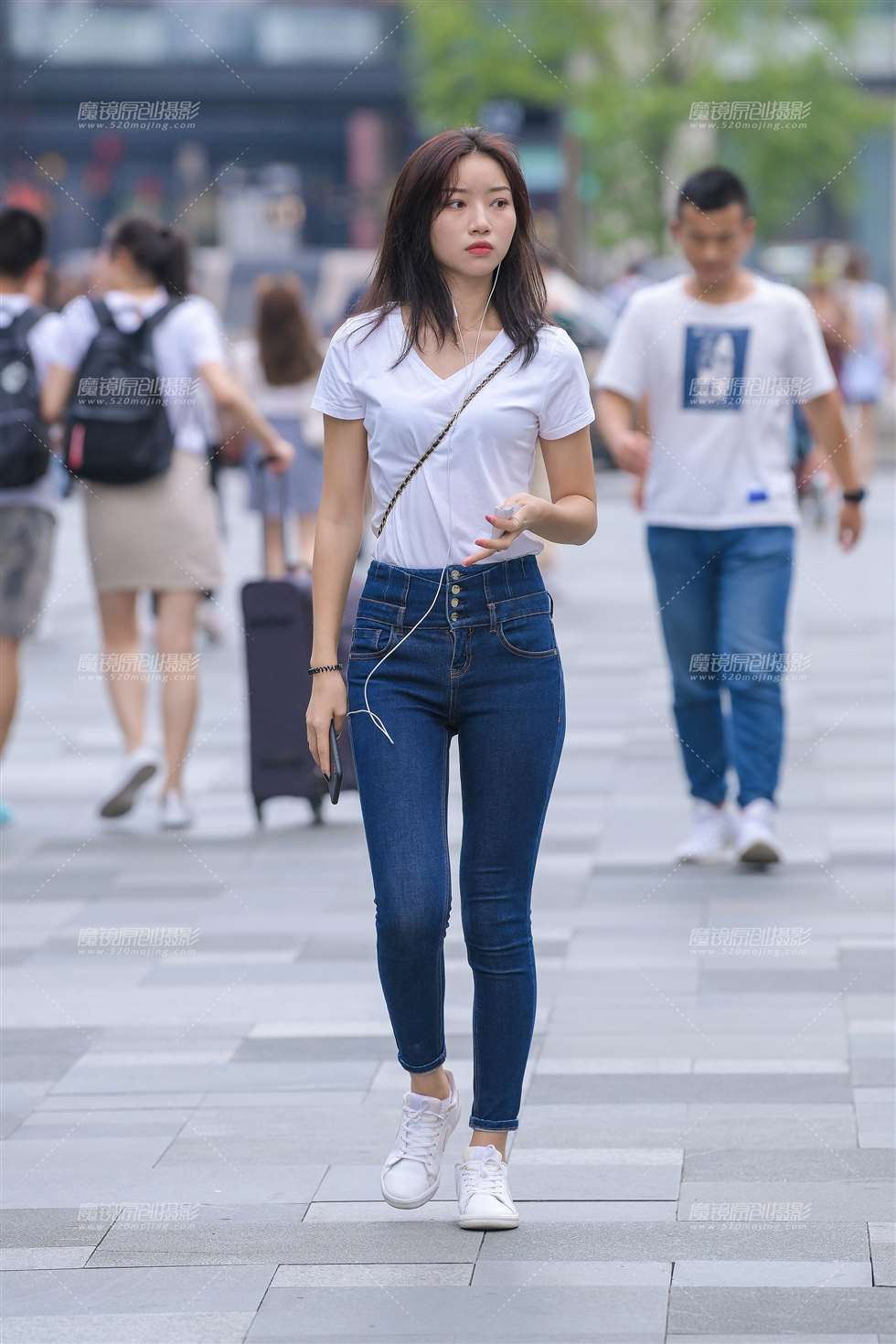 图片[5]-紧牛的阳光美眉-街拍流行馆