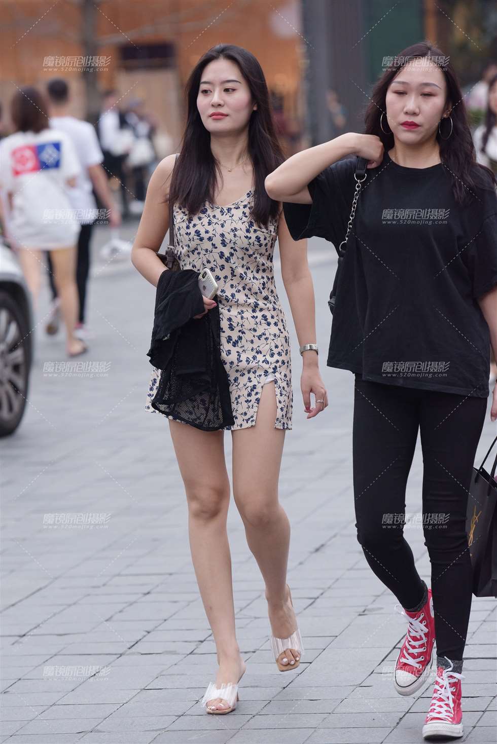 图片[1]-斑点-街拍流行馆