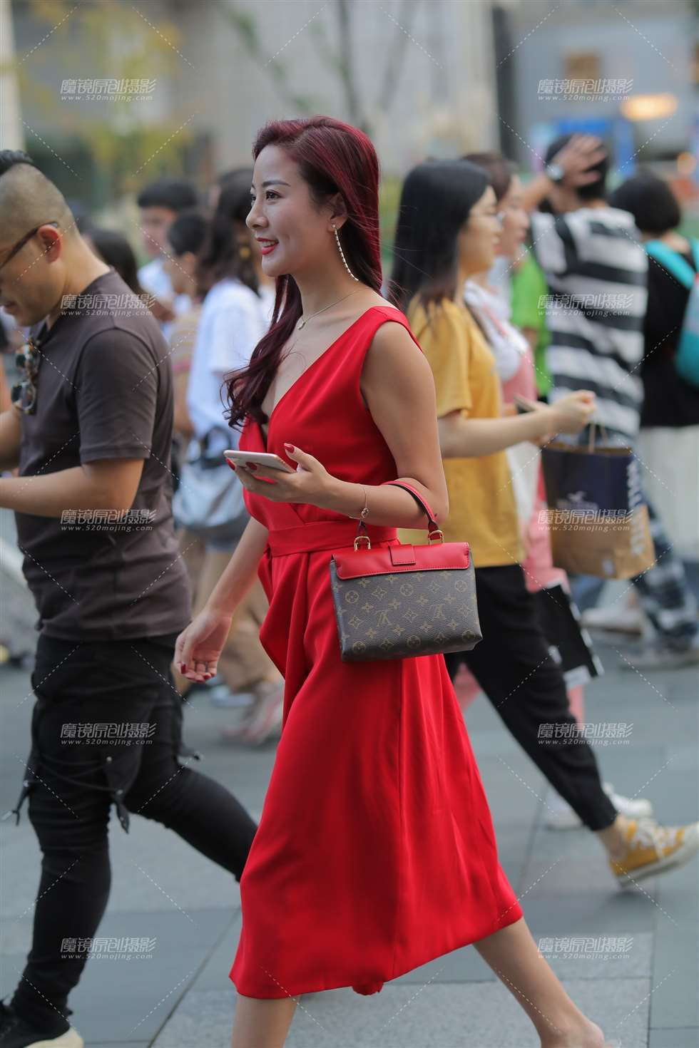 图片[2]-优雅小姐姐-街拍流行馆