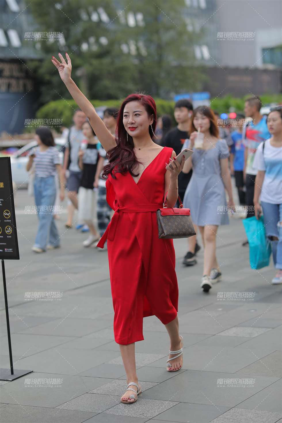 图片[1]-优雅小姐姐-街拍流行馆
