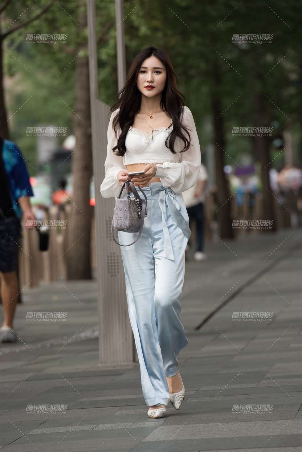 图片[1]-气质-街拍流行馆