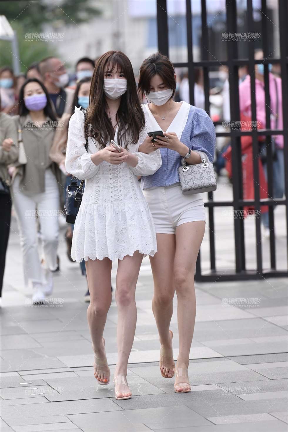 图片[4]-高跟长腿美女-街拍流行馆