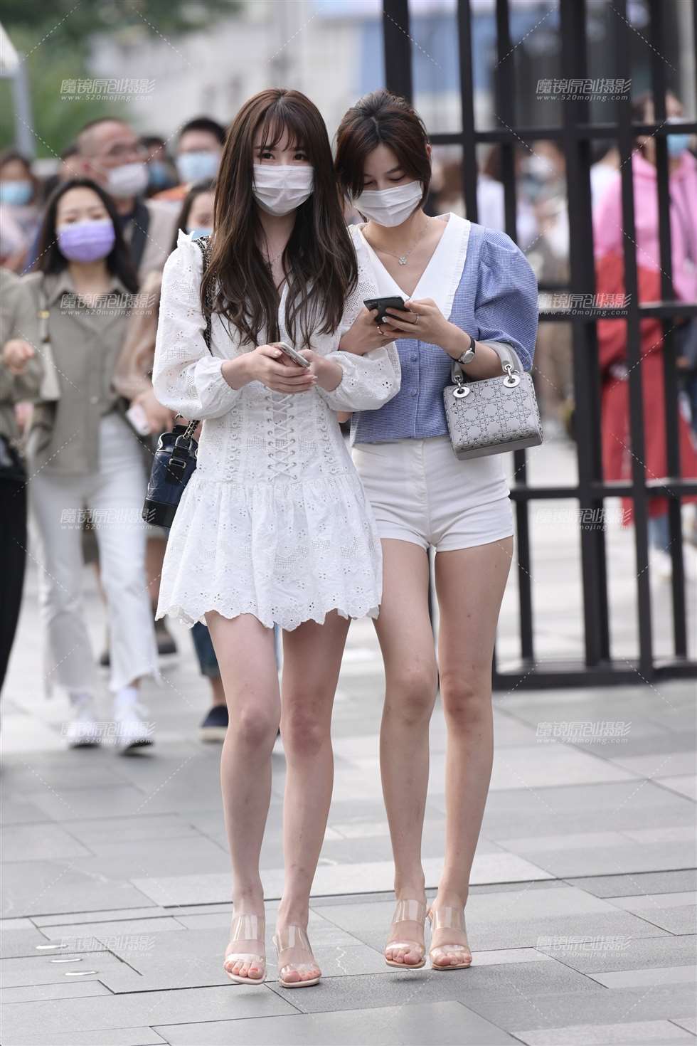 图片[1]-高跟长腿美女-街拍流行馆