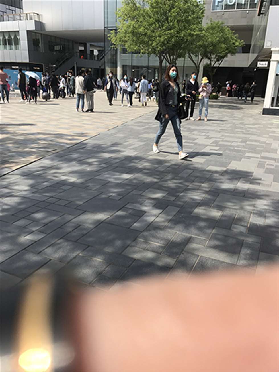 图片[3]-【玻璃赛帖】瑜伽紧身裤女友-街拍流行馆