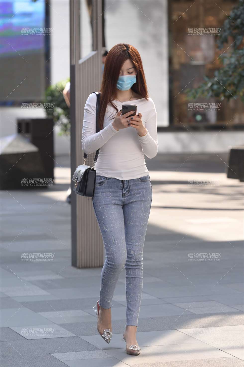 图片[4]-高跟紧牛美女-街拍流行馆