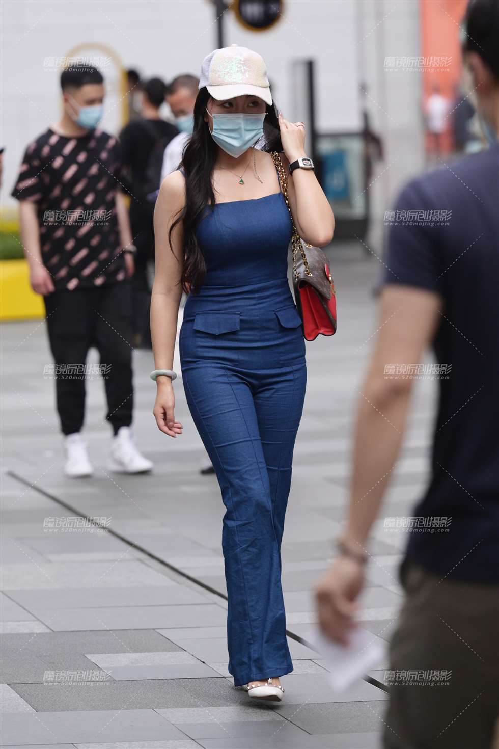图片[5]-宝石蓝！-街拍流行馆