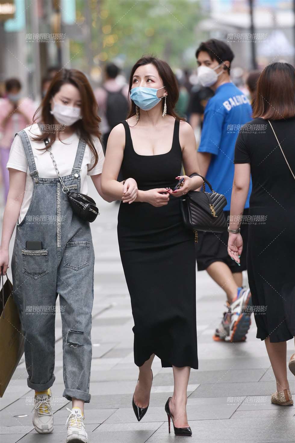 图片[4]-包臀裙美女-街拍流行馆
