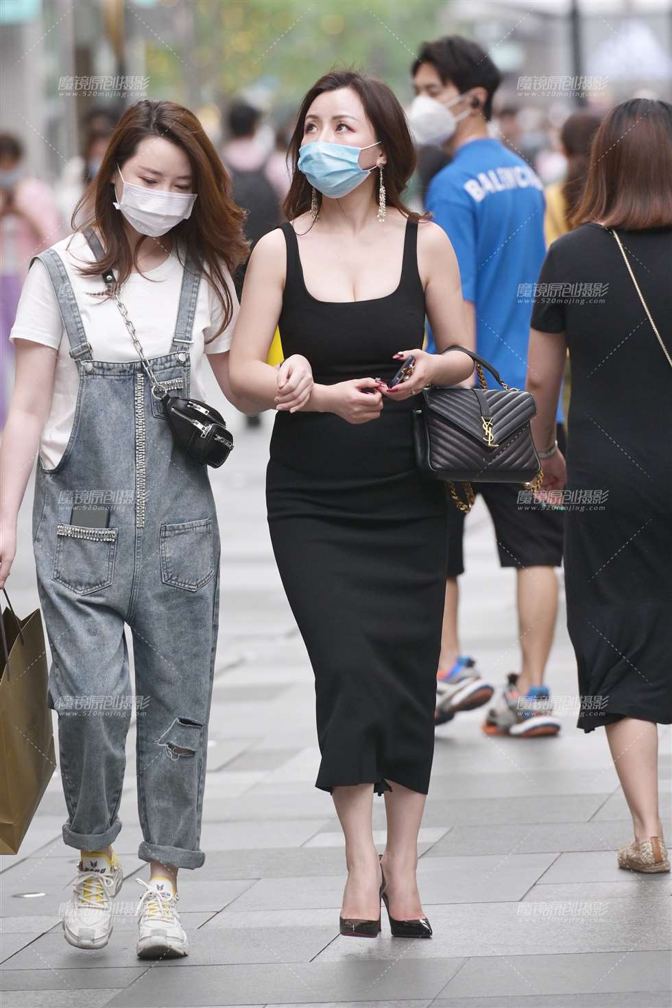 图片[5]-包臀裙美女-街拍流行馆