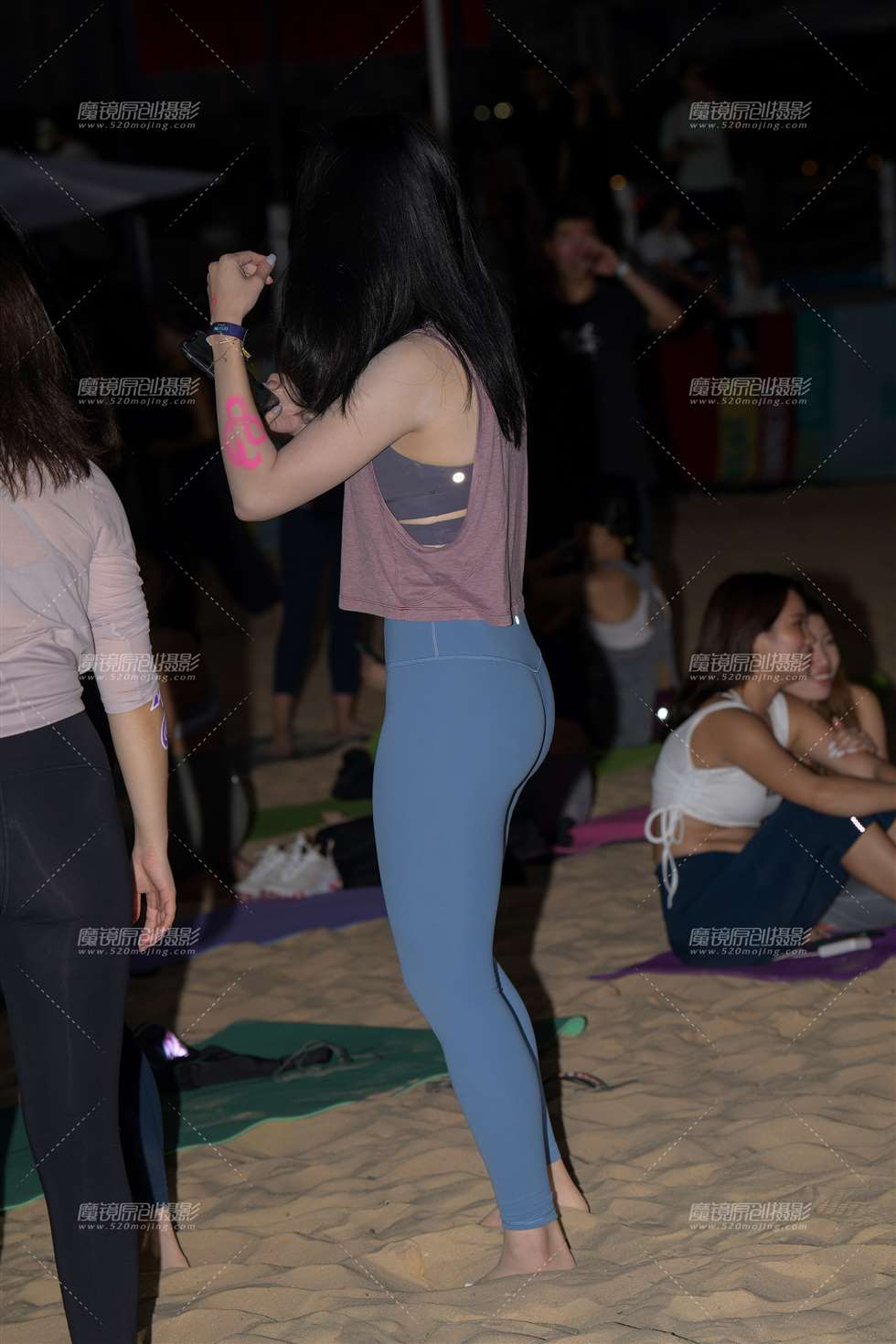 图片[5]-【街拍之魂赛帖】性感蓝色紧身-街拍流行馆