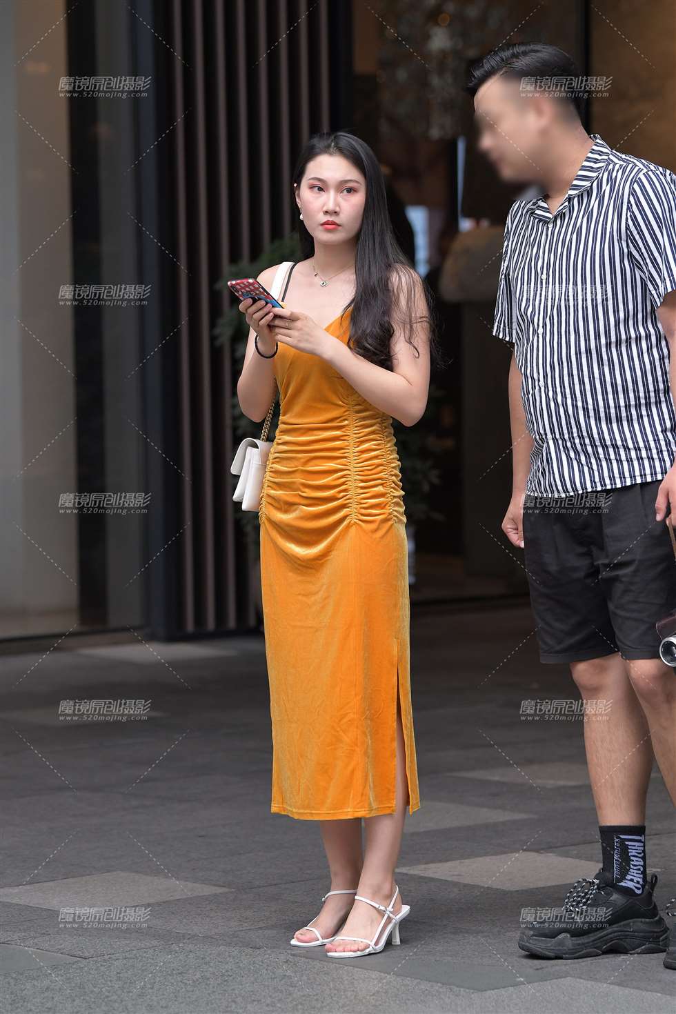 图片[5]-【视觉冲击赛贴】法兰绒吊带裙-街拍流行馆
