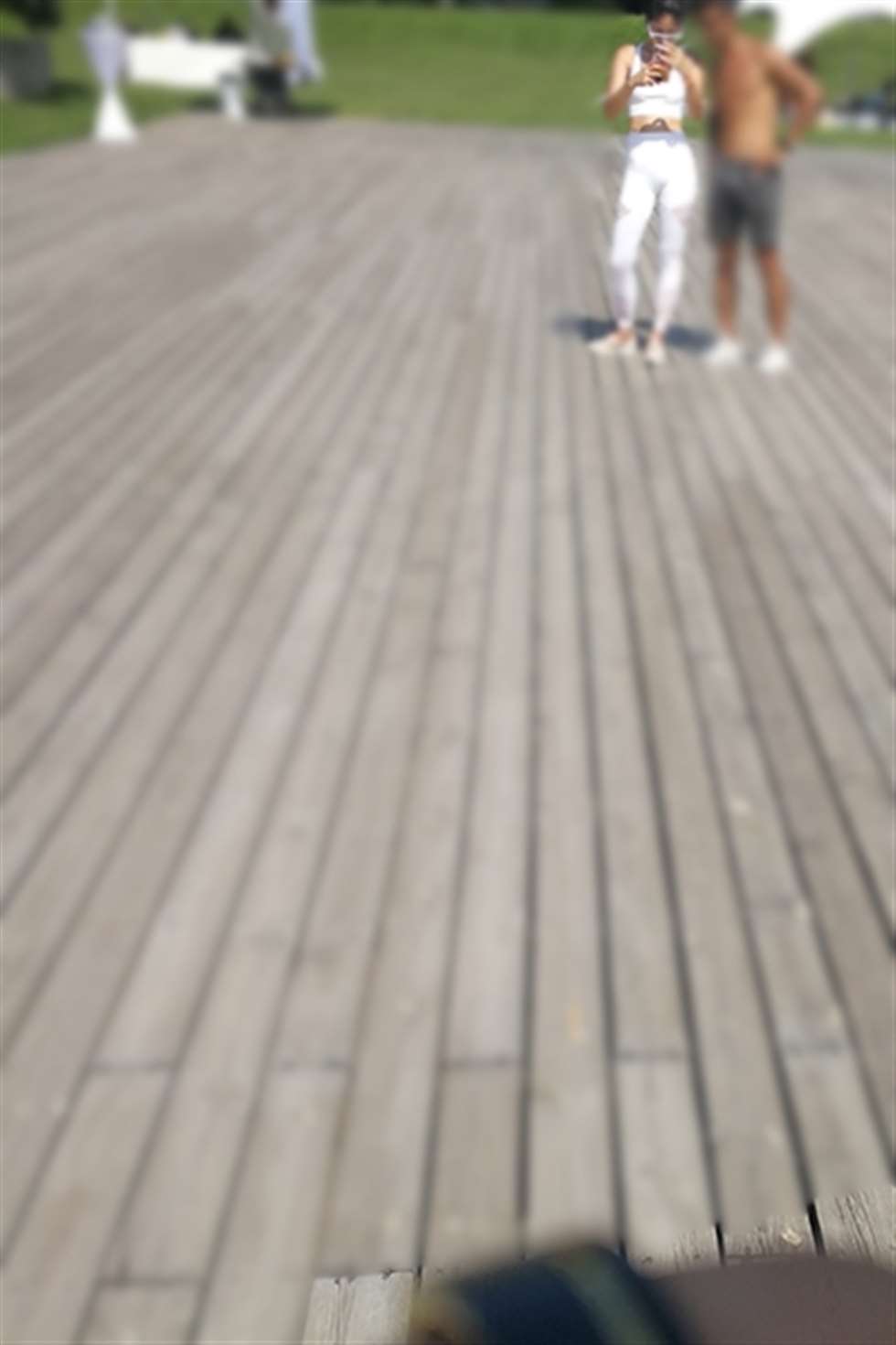图片[3]-【小默赛帖】欢快阳光美女-街拍流行馆
