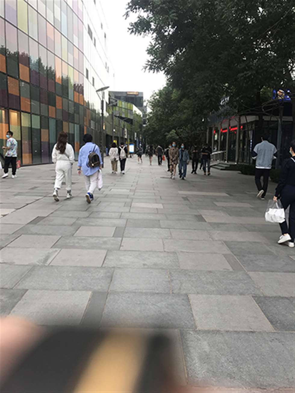 图片[3]-【玻璃赛帖】超短性感包臀裙-街拍流行馆