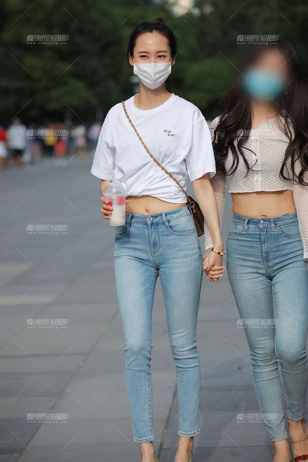 图片[5]-【玻璃赛帖】长腿牛仔裤美眉-街拍流行馆