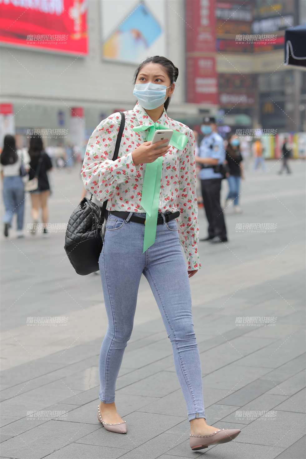 图片[1]-【凯恩赛贴】紧牛-街拍流行馆