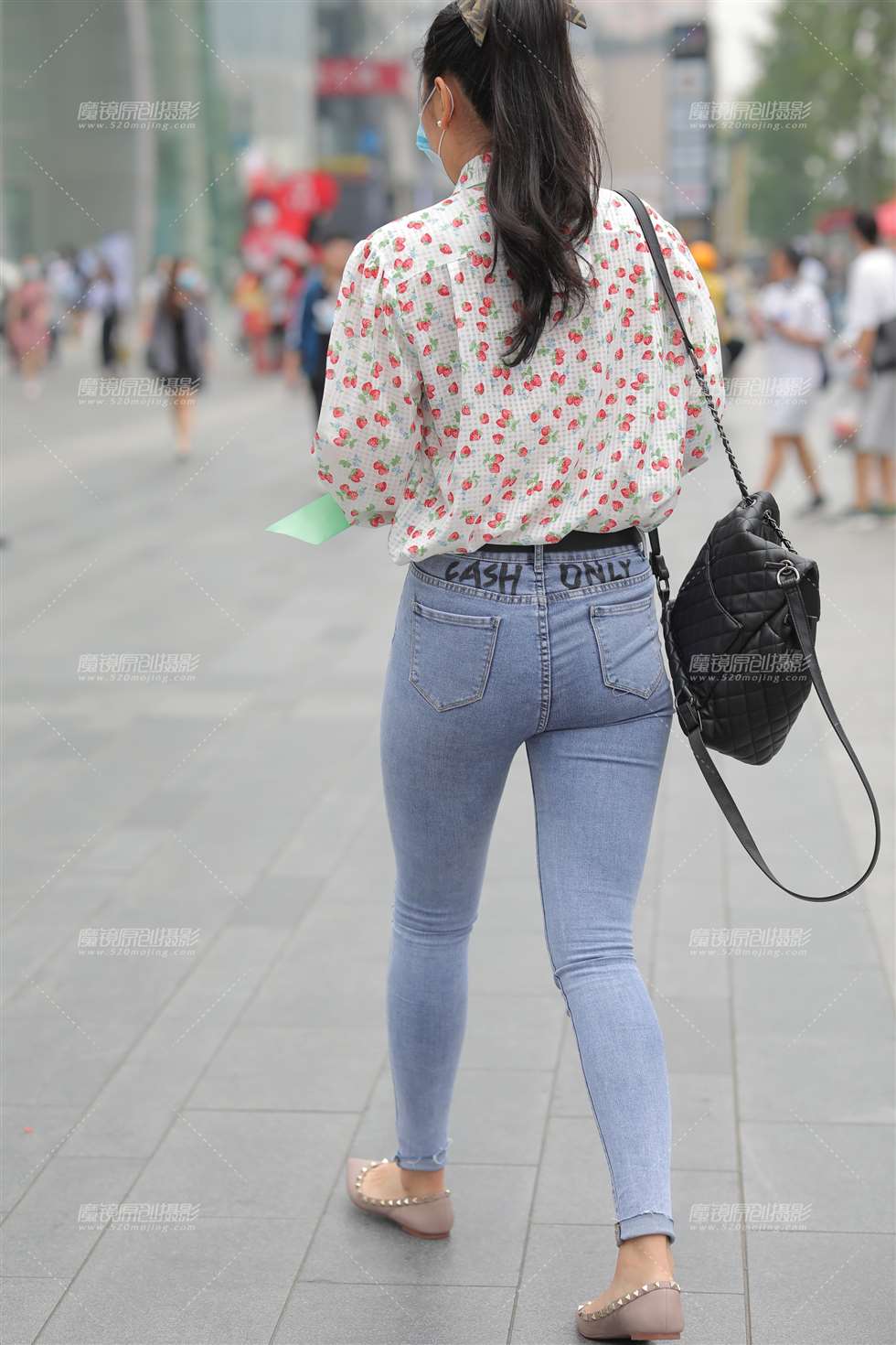 图片[2]-【凯恩赛贴】紧牛-街拍流行馆